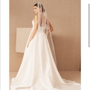 BHLDN Madeline fig Beauvoire Chapel Veil